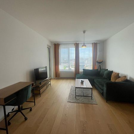 New Downtown Apartment Couple Minute From The Old Town Братислава Экстерьер фото
